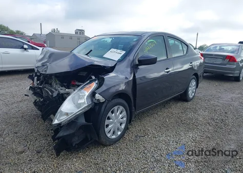 2015 Nissan Versa 1.6 Sv z USA, uszkodzony, nr VIN 3N1CN7APXFL842944